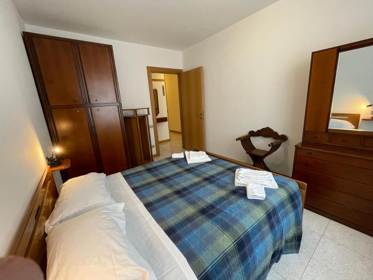 Cozy Apartment With Private Parking On Domaso'S Lakeside - Larihome A09 Экстерьер фото